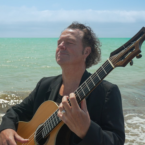 Duo Siquera Lima plays Tico Tico